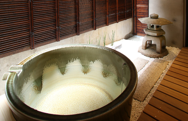 8㎡ Open-air bath(Ceramic bath）