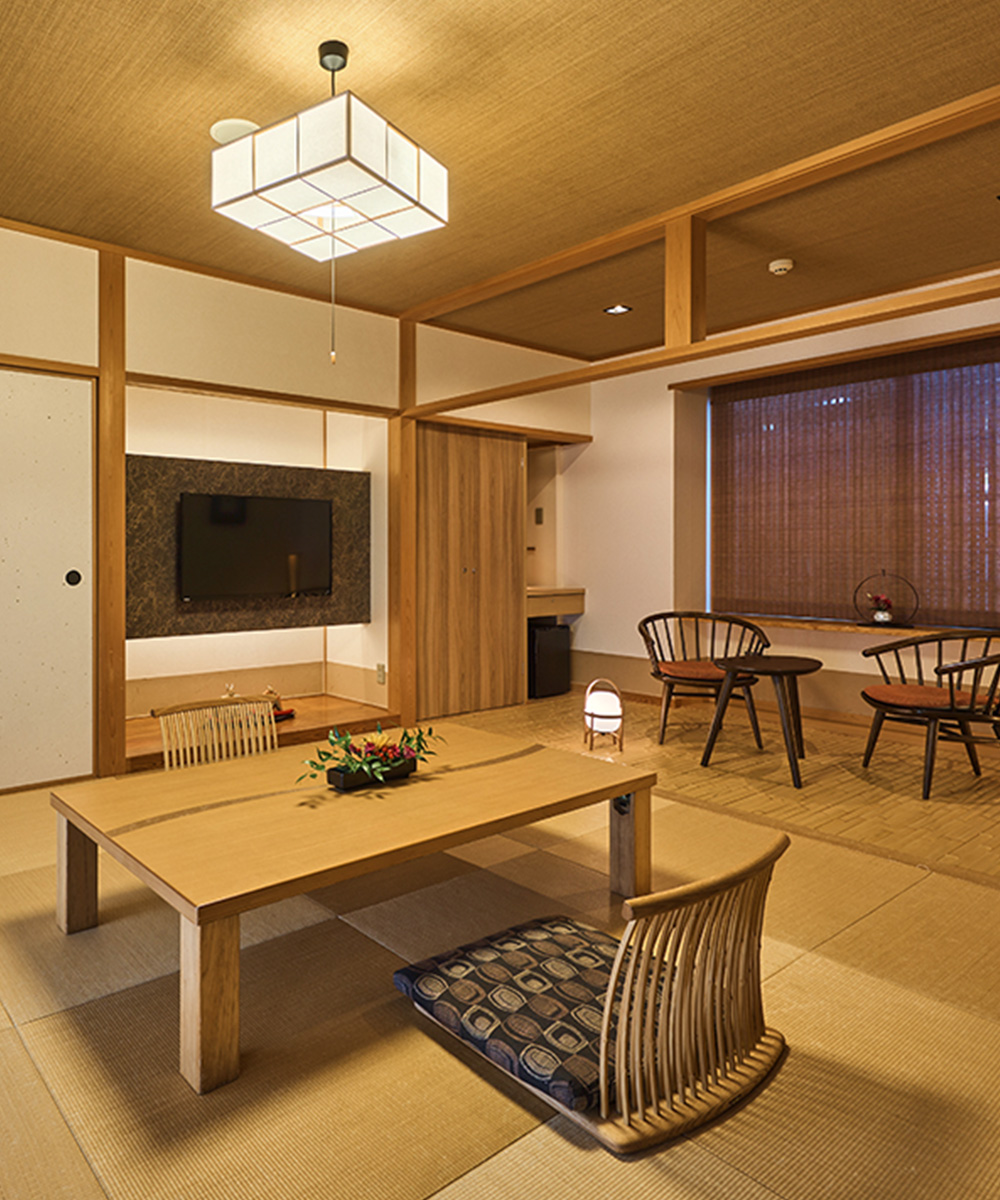 Naramachi atmosphere Japanese-style room of 15-tatami mat size (with a cypress bath)