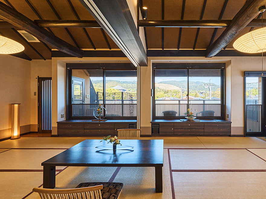 Special room on the top floor of 18-tatami mat size (with an open-air bath)